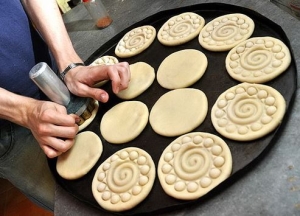بهترین کلوچه سنتی فومن
